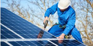 Installation Maintenance Panneaux Solaires Photovoltaïques à Huriel